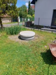 zhlaví studny Benátky nad Jizerou - Studnařství Vetešník, studny Vetešník